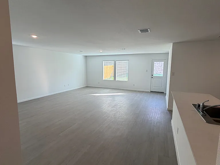 2961 Serenity Grove Ln — Photo 9