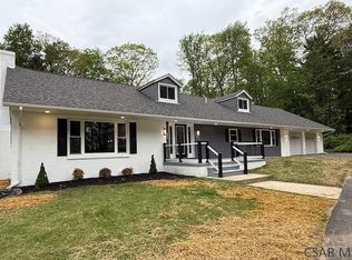 2200 Dundee Ln, Johnstown, PA 15905