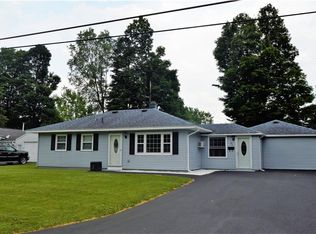 23 Pinecrest Rd, New Hartford, NY 13413