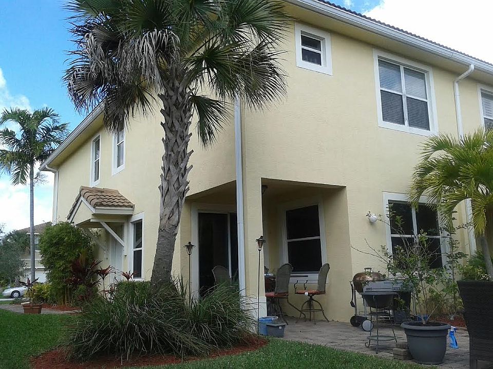 2nd image of 5016 Dulce Ct