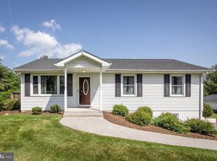 759 Readus Rd, Edinburg, VA 22824