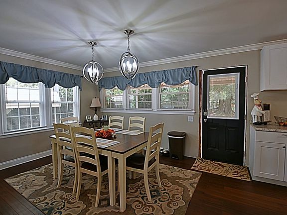 5th image of 724 Emorywood Ave