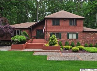 62 Fox Chase Ct, Freehold, NJ 07728