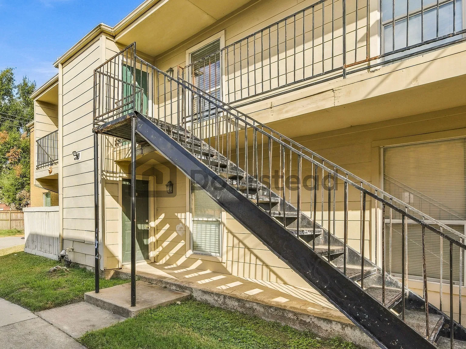 2 bed, 2.0 bath, 937 sqft, $1,350 — Photo 3