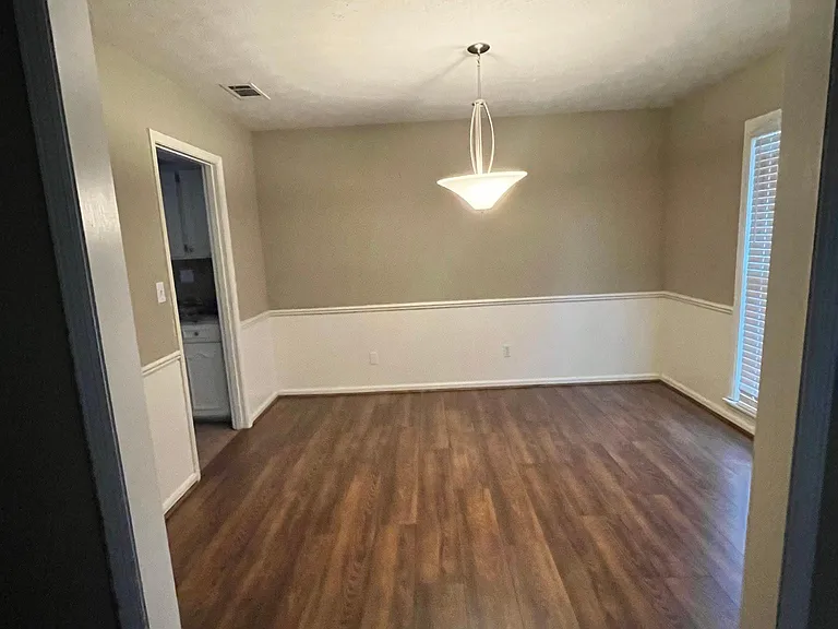 532 Georgia Dr — Photo 13