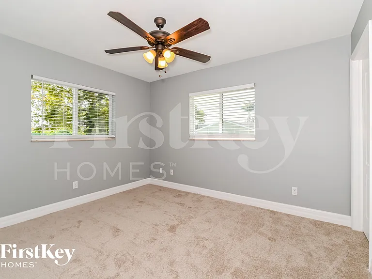 2226 NW 1st St — Photo 12