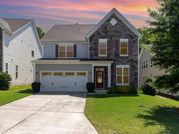 1127 Timbercut Dr, Durham, NC 27703