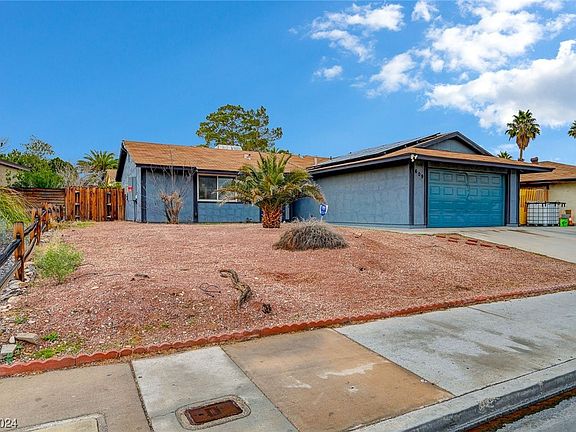 2nd image of 609 N Torrey Pines Dr