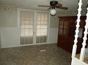 3rd image of 510 Central St