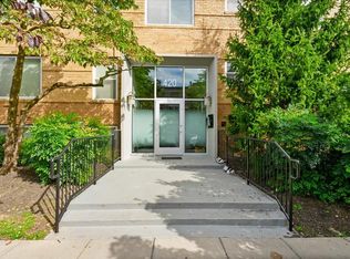 420 16th St SE APT 308, Washington, DC 20003