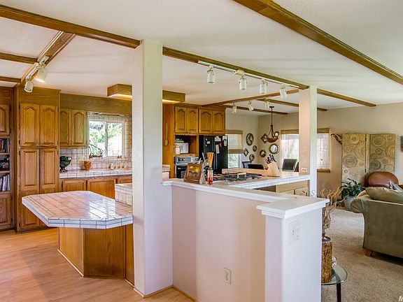 4th image of 18407 Mustang Valley Pl
