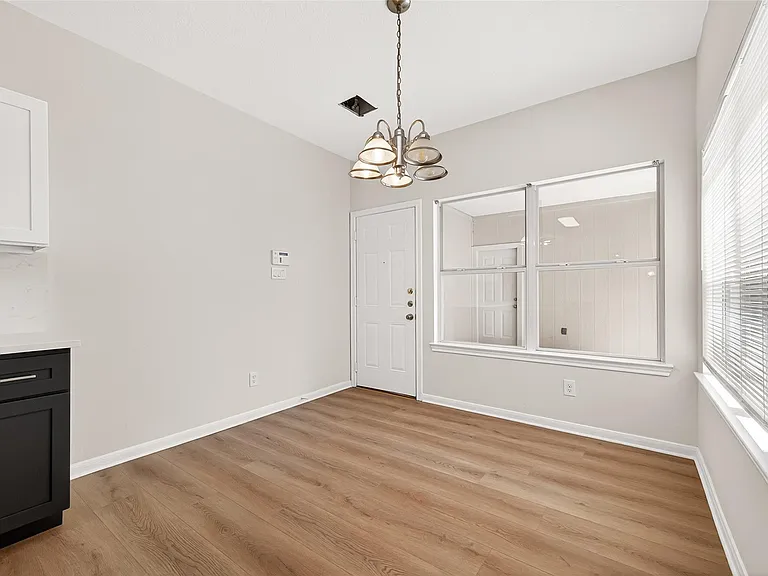 4719 Cashel Cir #B — Photo 12