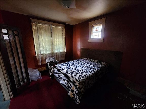 5th image of 5701 Terry Ave