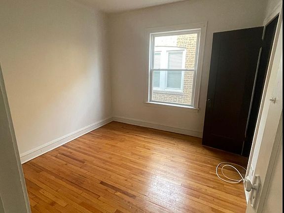5th image of 7523 S Eberhart Ave #2