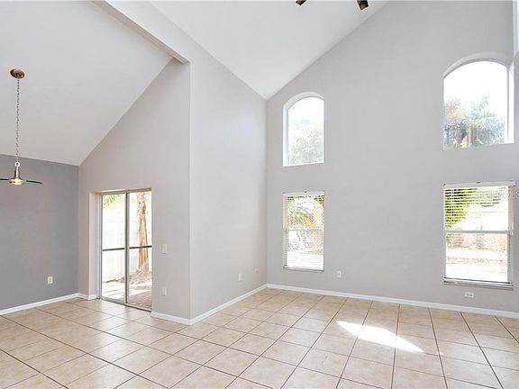 4th image of 3839 Bellewater Blvd
