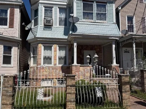 28 Burgess Pl, Passaic City, NJ 07055