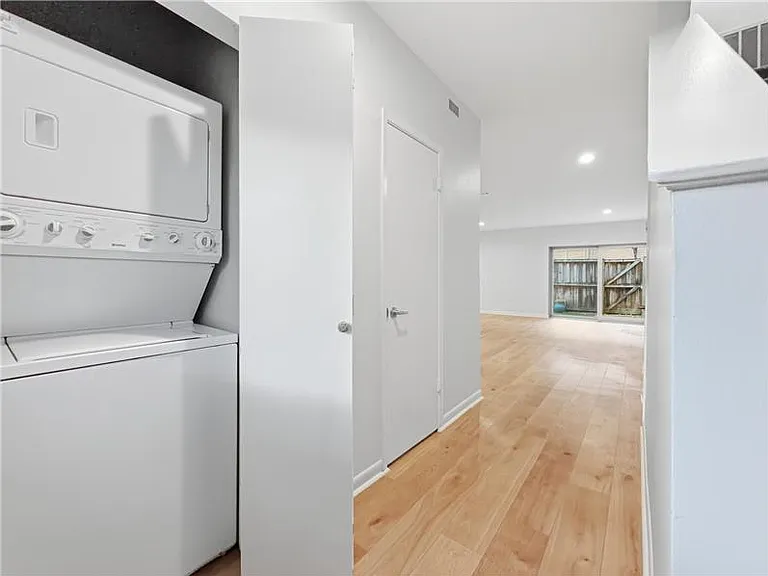 6009 E University Blvd #131 — Photo 5