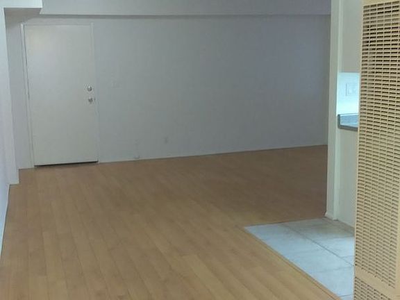 3rd image of 13621 Cerise Ave APT 1