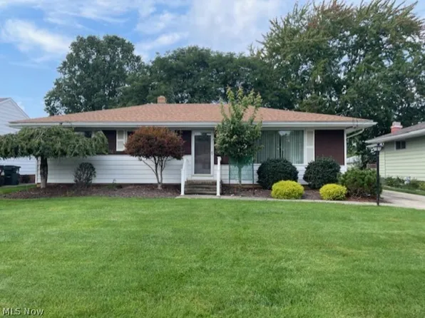 7708 Howard St, Parma, OH 44134