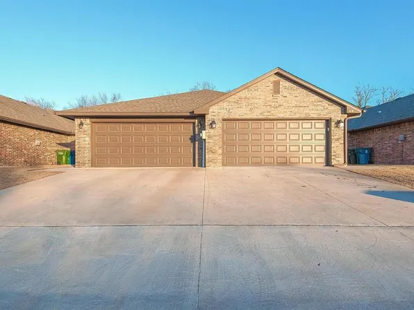 316 Chalk Hill Ct, Edmond, OK 73003