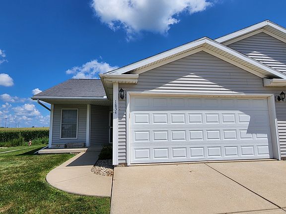 2nd image of 1834 Park West Dr