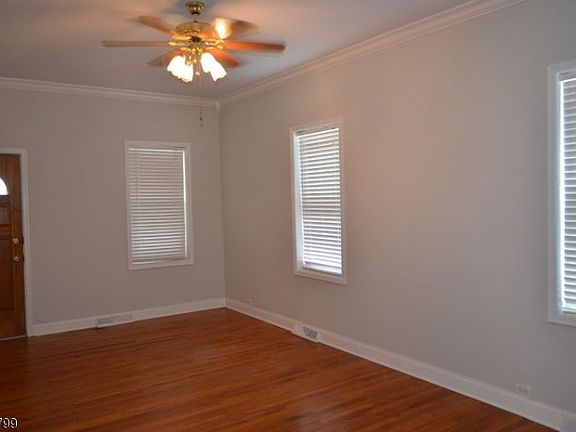 3rd image of 26 Brunswick Ave