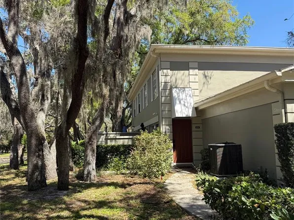 6206 Greenleaf Ln, Temple Terrace, FL 33617