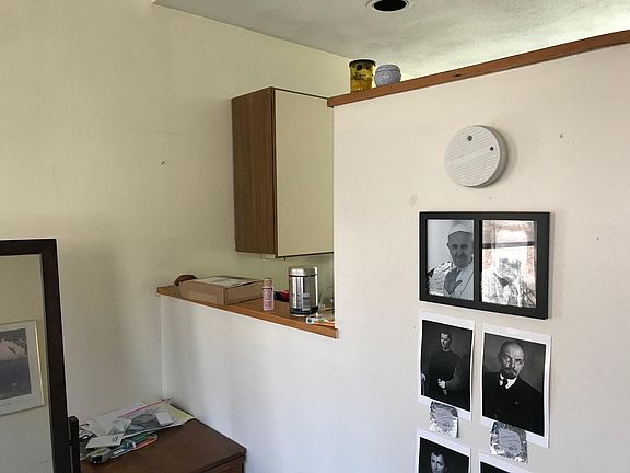 2nd image of 451 Park Dr
