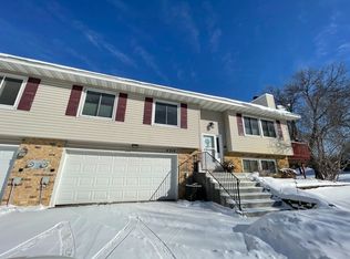 4314 Evergreen Dr, Vadnais Heights, MN 55127