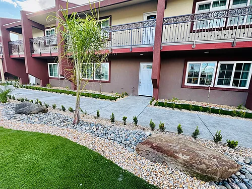 Maple Palace Luxury Apartments Photo 1