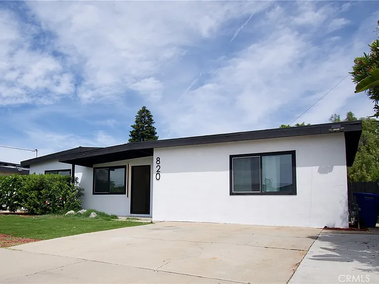 820 Iris Ave — Photo 17
