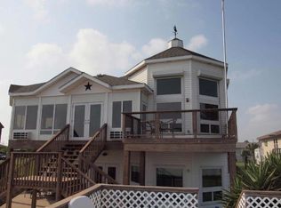 106 Donna Ln, Rockport, TX 78382