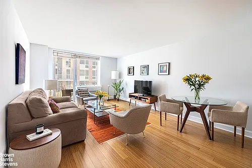 505 W 47th St #3GS Photo 1