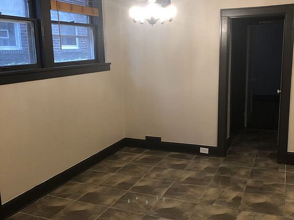 2nd image of 2704 Blaisdell Ave S #B