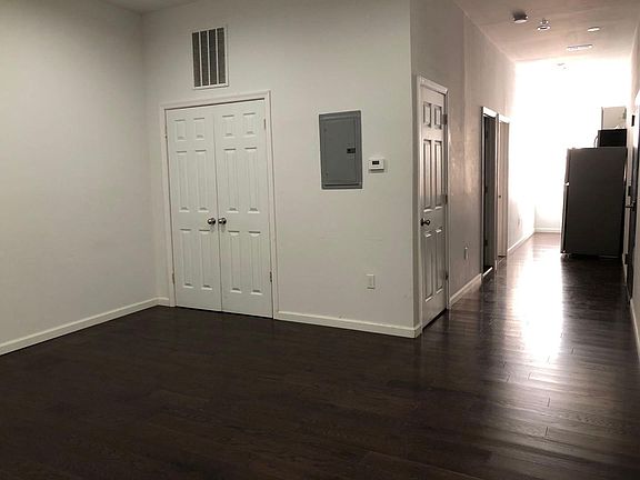 4th image of 35 N 2nd St #101