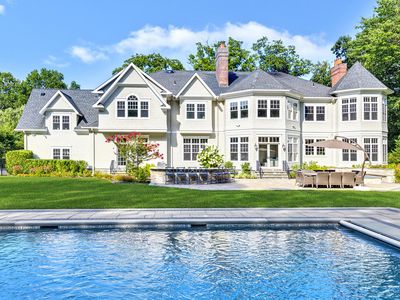 543 Hunter Ln, Muttontown, NY, 11771