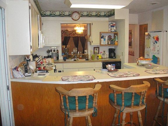 4th image of 503 SW Trenton Ter