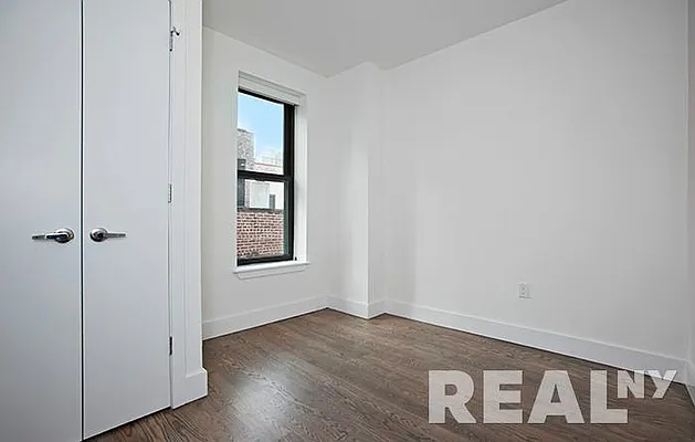 Rented by REAL New York | media 18