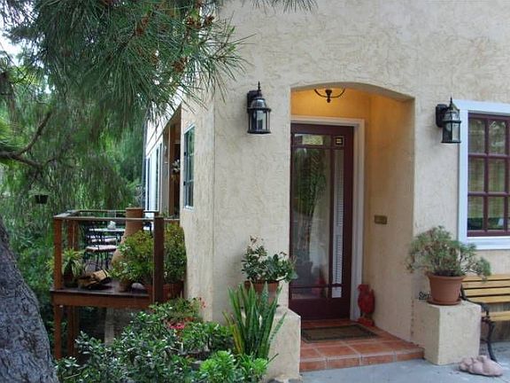 Front entry way