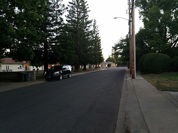 4th image of 679 Olive St