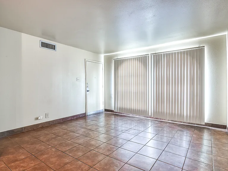 Brandywyne Apartments — Photo 27