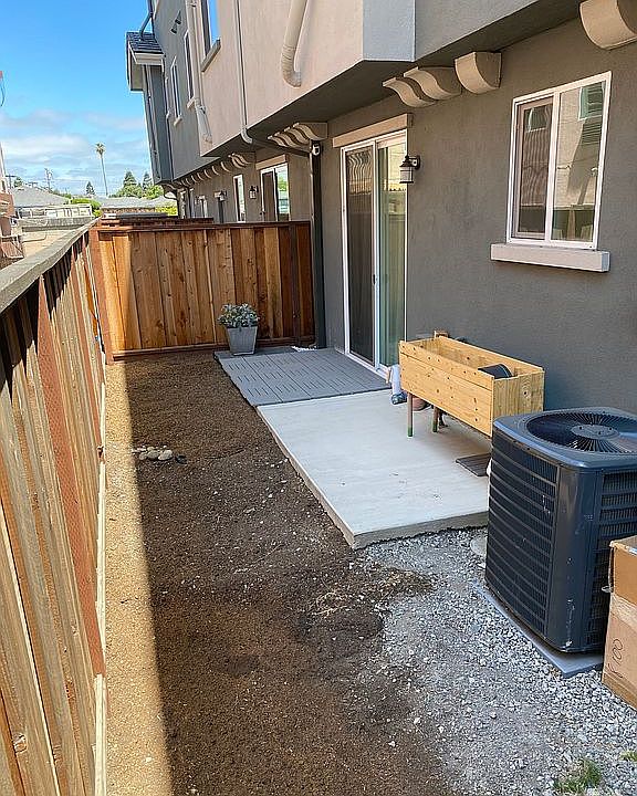 2nd image of 21173 Estancia Cmn