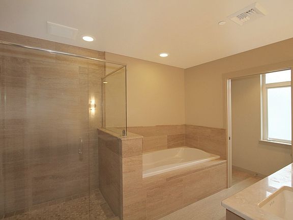 5th image of 631 Market St Unit 309