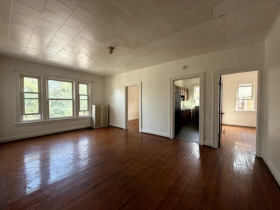 230 W Jackson Blvd