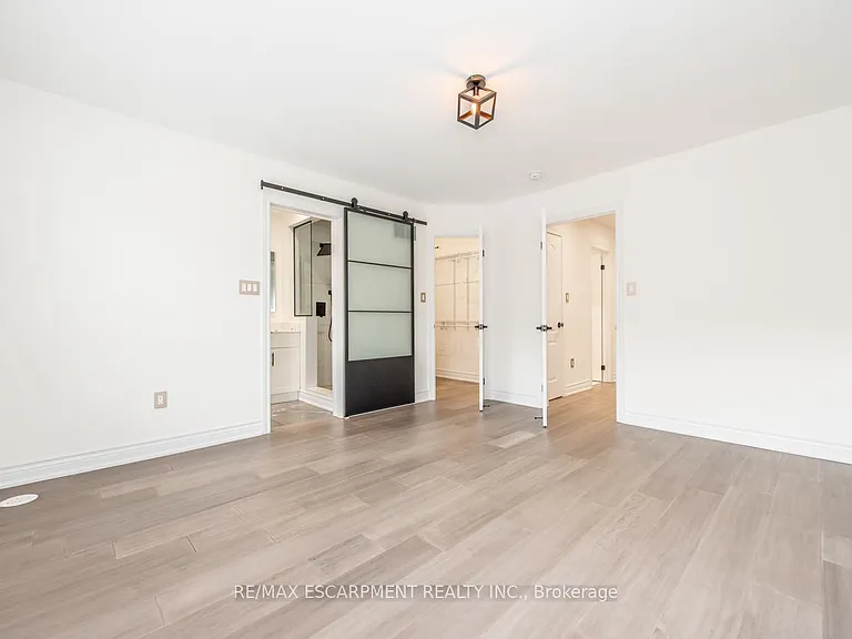 64 City Park Cir — Photo 41