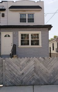 24 Durland Pl, Brooklyn, NY, 11236