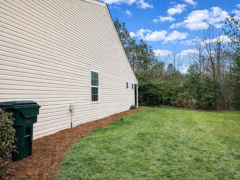 4064 Broadview Ln — Photo 18