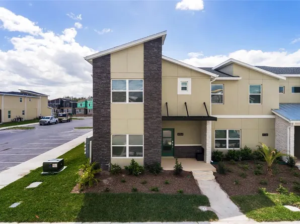 4184 Paragraph Dr, Kissimmee, FL 34746