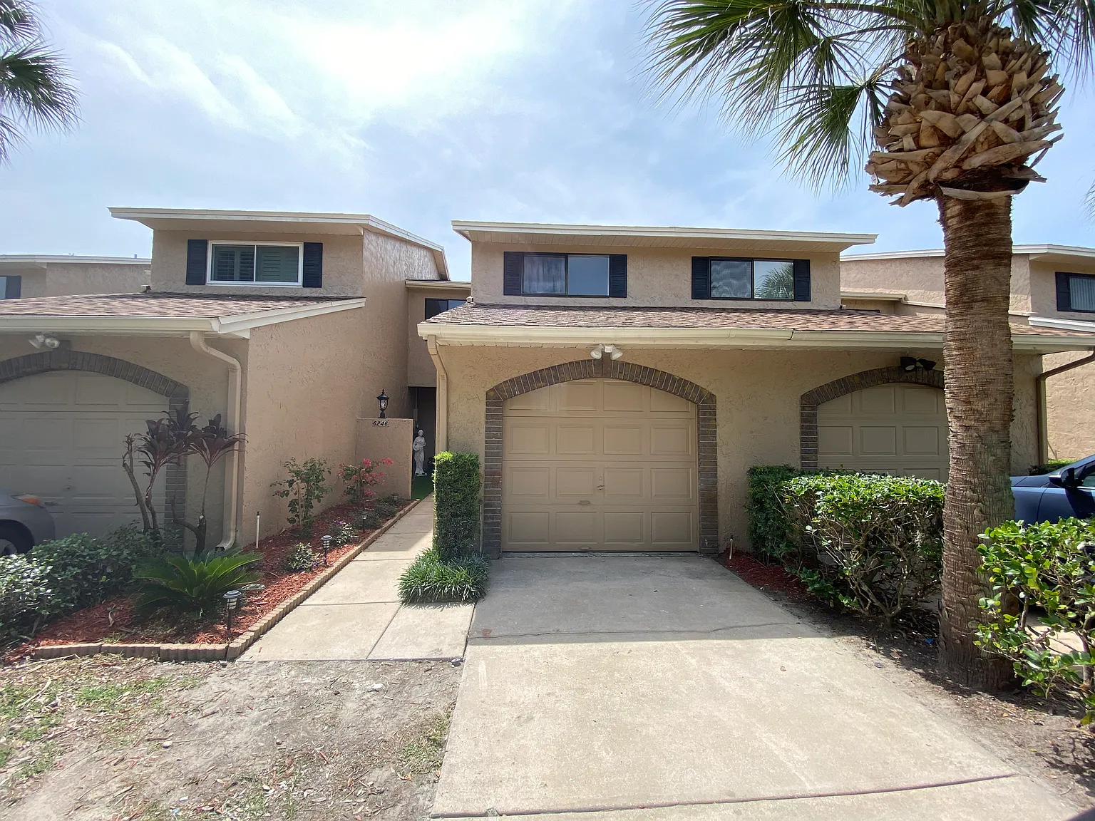 6246 Peregrine Ct — Photo 2