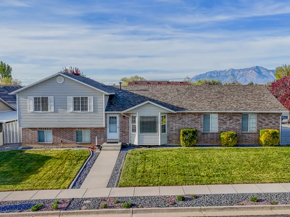 3004 W 4650 S, Roy, UT 84067
